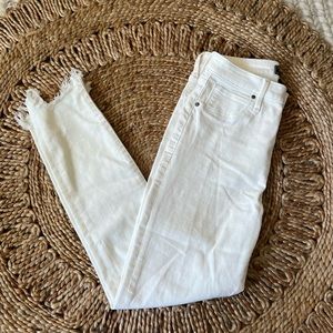 Abercrombie and Fitch Jeans High Rise White Curve Love Size 6/Size 28